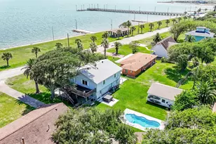 204 S Bay Blvd, Palacios, TX 77465 - Photo 12