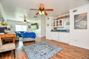 204 S Bay Blvd, Palacios, TX 77465 - Photo 4