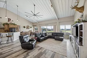 2224 Maler Rd, Sealy, TX 77474 - Photo 12