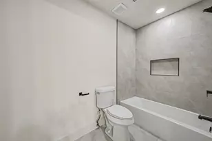 507 Commodore Way, Houston, TX 77079 - Photo 32