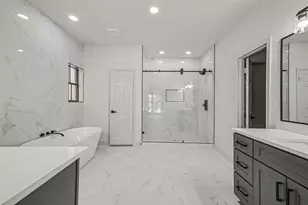 507 Commodore Way, Houston, TX 77079 - Photo 4