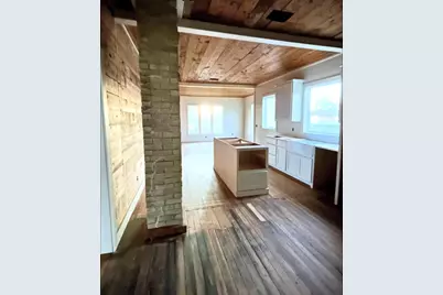 502 Upton Avenue, Schulenburg, TX 78956 - Photo 4