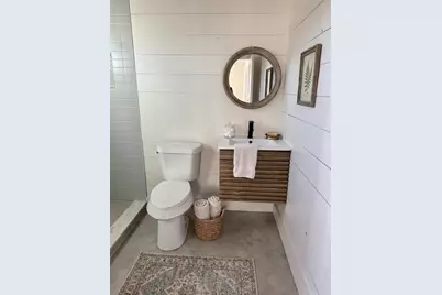 502 Upton Avenue, Schulenburg, TX 78956 - Photo 6