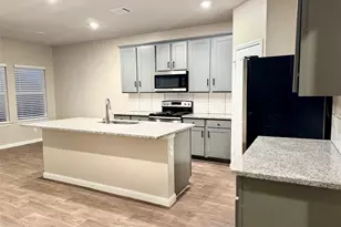 15002 Sorrento Bay Ct, Willis, TX 77318 - Photo 2