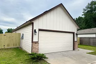15002 Sorrento Bay Ct, Willis, TX 77318 - Photo 22