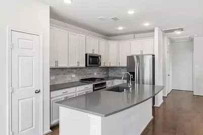 3104 Roseland Terrace Lane, Houston, TX 77063 - Photo 8