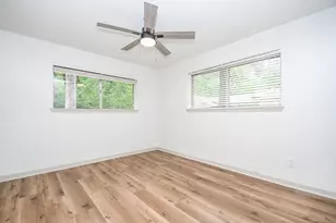 96 Panorama Dr, Conroe, TX 77304 - Photo 18
