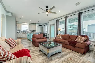 13027 Jolly Roger Dr, Freeport, TX 77541 - Photo 10