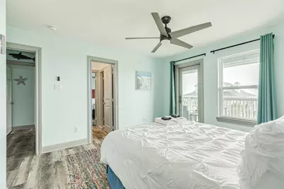 13027 Jolly Roger Drive, Freeport, TX 77541 - Photo 32