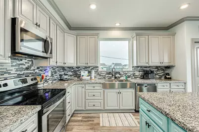 13027 Jolly Roger Drive, Freeport, TX 77541 - Photo 22