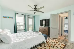 13027 Jolly Roger Dr, Freeport, TX 77541 - Photo 34