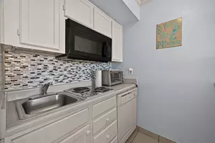 6300 Seawall Blvd, Galveston, TX 77551 - Photo 14