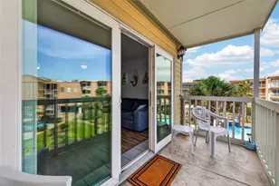 6300 Seawall Blvd, Galveston, TX 77551 - Photo 20