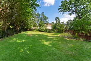 1 Fairmont Ct, Conroe, TX 77304 - Photo 32