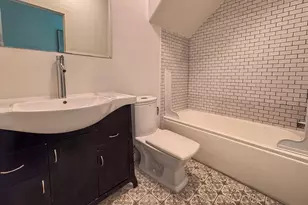 2010 Blodgett St, Houston, TX 77004 - Photo 10