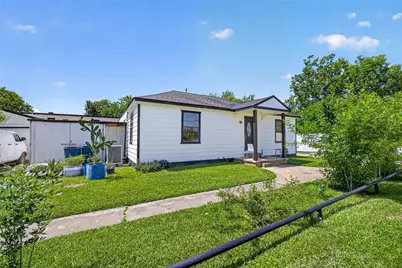 911 Michigan Street #8, Houston, TX 77587 - Photo 14