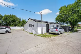 911 Michigan St, Houston, TX 77587 - Photo 10