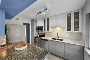 6425 Burgoyne Rd, Houston, TX 77057 - Photo 14