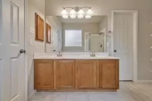 11206 Glenforest Dr, Montgomery, TX 77356 - Photo 18