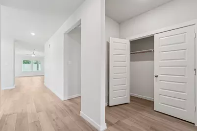 2702 Chancellor, Rosenberg, TX 77471 - Photo 2