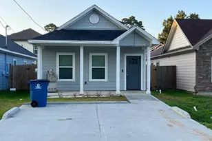 16895 W Ivanhoe, Montgomery, TX 77316 - Photo 2