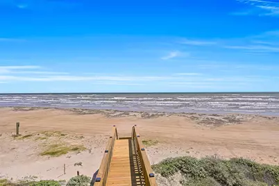 16728 West Beach Road, Jamaica Beach, TX 77554 - Photo 4