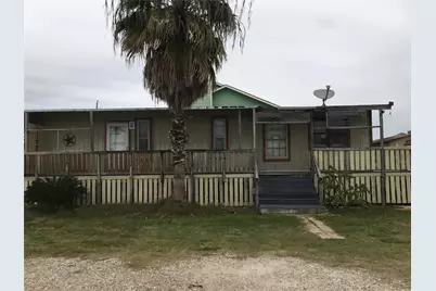 1404 E Bayshore Drive #B, Dickinson, TX 77539 - Photo 1