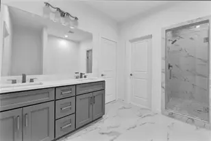 209 Edgewood St, Houston, TX 77011 - Photo 8