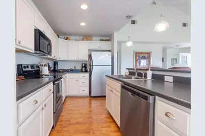 4106 Temprano, Galveston, TX 77554 - Photo 14