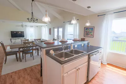 4106 Temprano, Galveston, TX 77554 - Photo 28