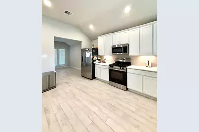 1963 Scarlet Yaupon Way, Conroe, TX 77301 - Photo 4