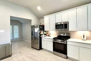 1963 Scarlet Yaupon Way, Conroe, TX 77301 - Photo 4