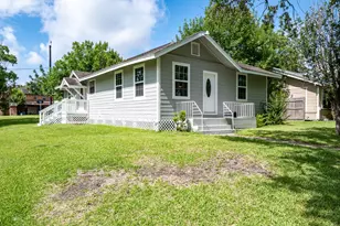 3201 Iowa St, Baytown, TX 77520 - Photo 4