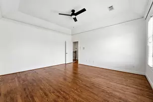 1647 Bonnie Brae St, Houston, TX 77006 - Photo 20