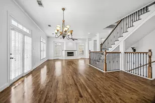 1647 Bonnie Brae St, Houston, TX 77006 - Photo 12
