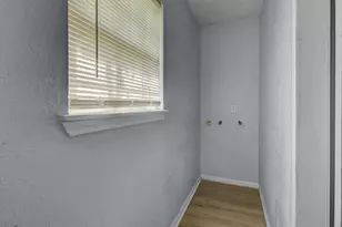 418 Azalea St, Lake Jackson, TX 77566 - Photo 30