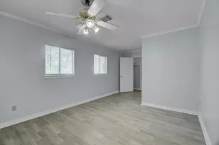 418 Azalea St, Lake Jackson, TX 77566 - Photo 18