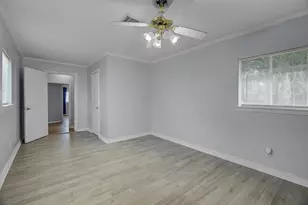 418 Azalea St, Lake Jackson, TX 77566 - Photo 18