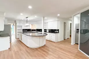 372 Robbins Dr, Houston, TX 77024 - Photo 6