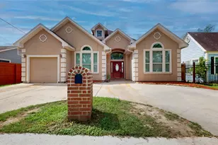 7106 Japonica St, Houston, TX 77087 - Photo 1