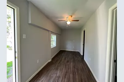 6823 Avenue E, Houston, TX 77011 - Photo 10