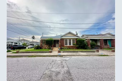 3828 Avenue S 1/2, Galveston, TX 77550 - Photo 1