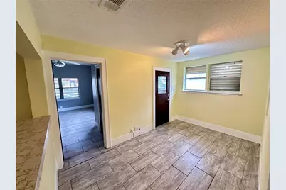 3828 Avenue S 1/2, Galveston, TX 77550 - Photo 10