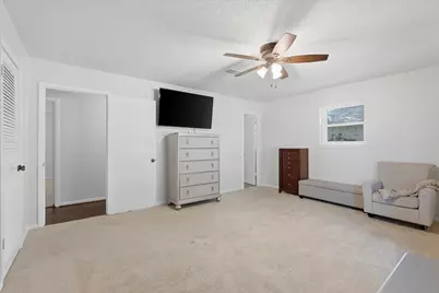 4014 Pin Oak Drive, Mont Belvieu, TX 77523 - Photo 14