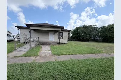 419 W 2nd Street, Freeport, TX 77541 - Photo 2