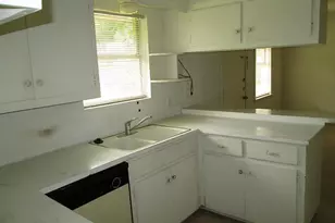 5910 Ariel, Houston, TX 77074 - Photo 4