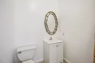 5027 Creekmont Dr, Houston, TX 77091 - Photo 36