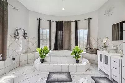 5027 Creekmont Drive, Houston, TX 77091 - Photo 30