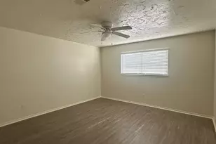 11719 Scottsdale Dr, Meadows Place, TX 77477 - Photo 16