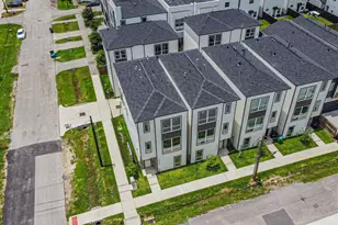 2618 Dennis St, Houston, TX 77004 - Photo 4